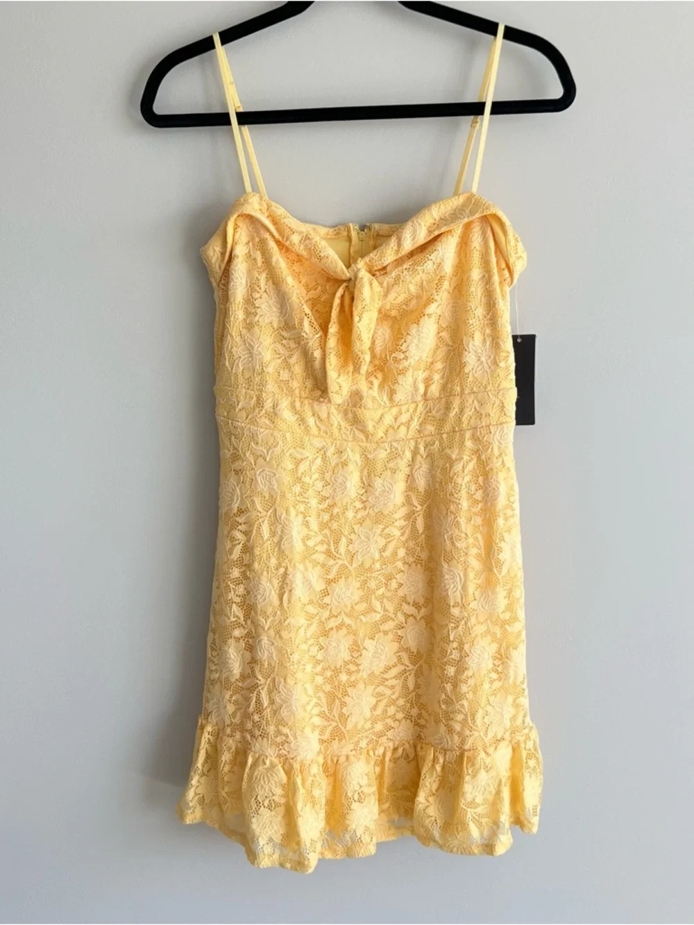 NWT City Studio yellow juniors lace overlay sleeveless tie front dress size 11